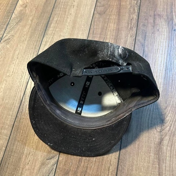 New era X Harley Davidson black paint‎ splattered snapback hat - Picture 7 of 8